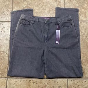 Gloria Vanderbilt “Amanda” Jeans